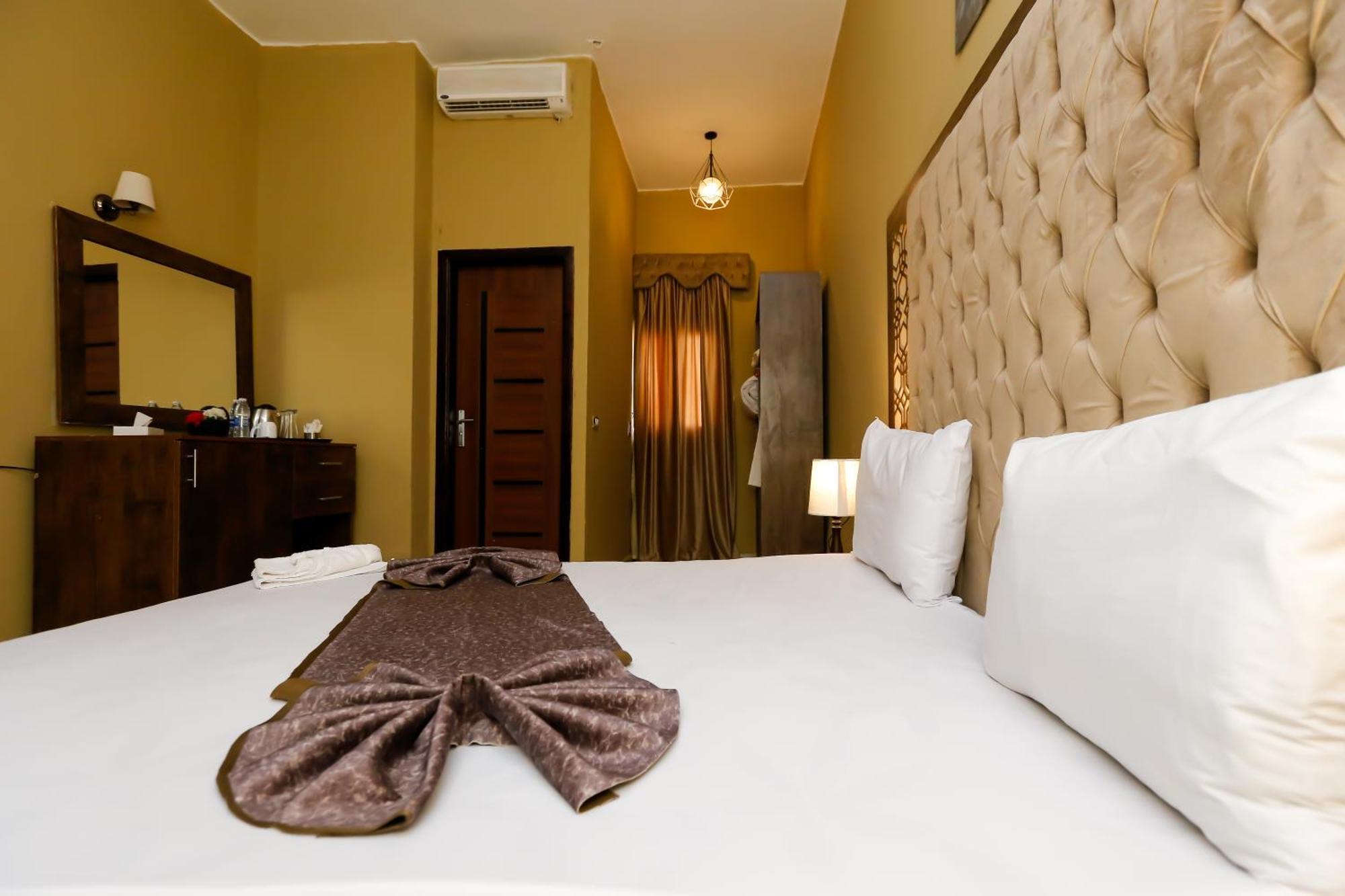 Master Pyramids Al Kawm al Akhdar
